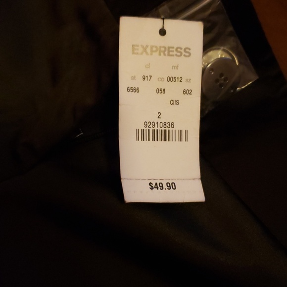 Express ladies black shorts - Picture 4 of 4